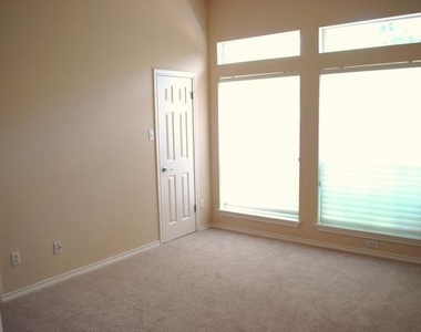 2918 Ranch Road 620 Rd - Photo Thumbnail 5