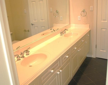 2918 Ranch Road 620 Rd - Photo Thumbnail 4