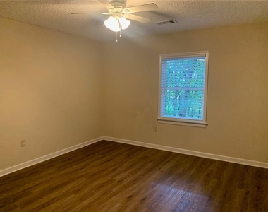 2429 Thompson Mill Road - Photo Thumbnail 11