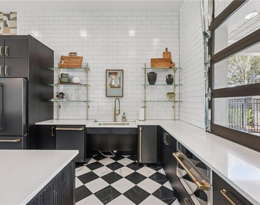180 Hensley Park Lane - Photo Thumbnail 57