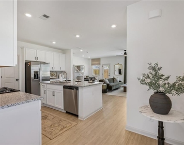 180 Hensley Park Lane - Photo Thumbnail 9