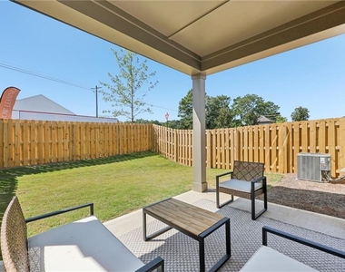 180 Hensley Park Lane - Photo Thumbnail 35