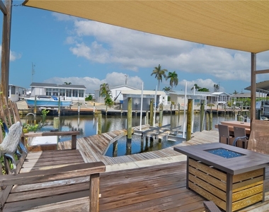 3103 Harpoon Lane - Photo Thumbnail 33