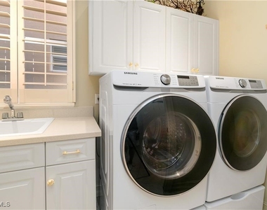 4252 Sanctuary Way - Photo Thumbnail 20