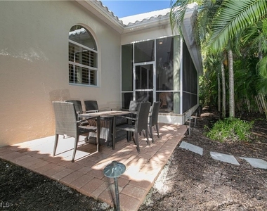 4252 Sanctuary Way - Photo Thumbnail 23