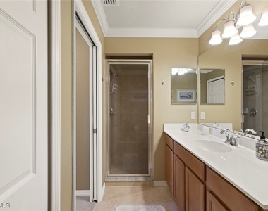 10337 Heritage Bay Boulevard - Photo Thumbnail 6