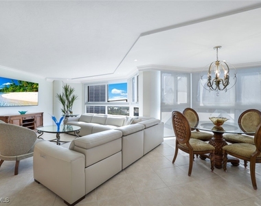 4041 Gulf Shore Boulevard N - Photo Thumbnail 4