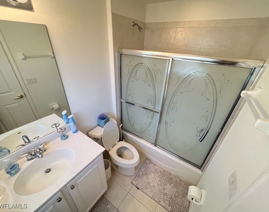 6605 Castlelawn Place - Photo Thumbnail 15