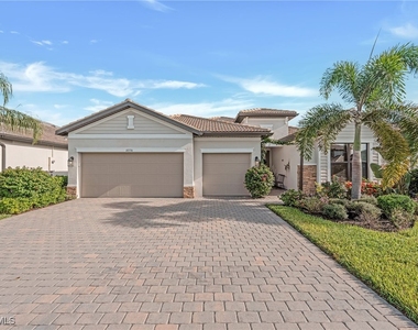 18336 Parksville Drive - Photo Thumbnail 24