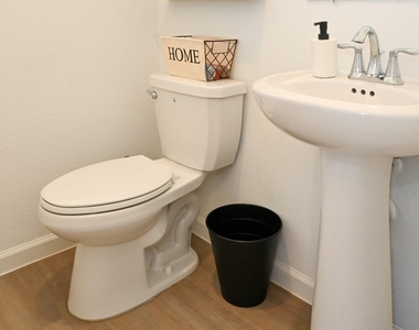 3057 Pensacola Drive - Photo Thumbnail 14