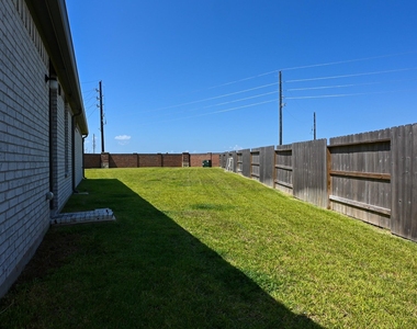 3057 Pensacola Drive - Photo Thumbnail 44