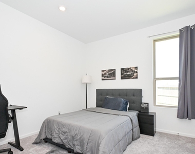3057 Pensacola Drive - Photo Thumbnail 8