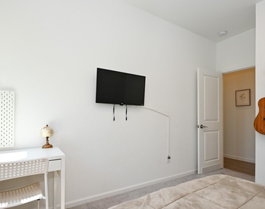 3057 Pensacola Drive - Photo Thumbnail 25