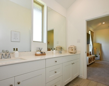 3057 Pensacola Drive - Photo Thumbnail 12