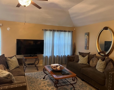 22814 Tree House Lane - Photo Thumbnail 4