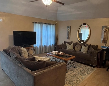 22814 Tree House Lane - Photo Thumbnail 7