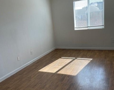 12622 Ashford Meadow Drive - Photo Thumbnail 5