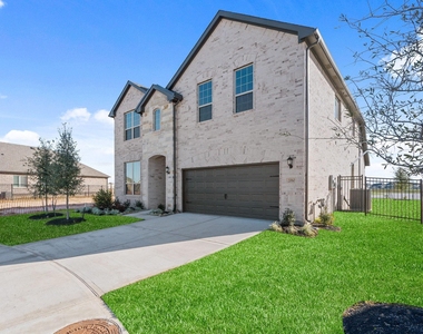 2060 Terra Rose Drive - Photo Thumbnail 5