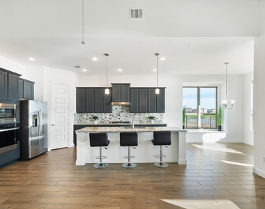 2060 Terra Rose Drive - Photo Thumbnail 20