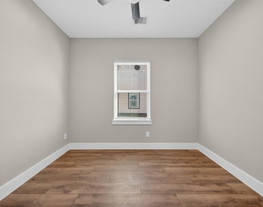 2109 Marnel Road - Photo Thumbnail 15