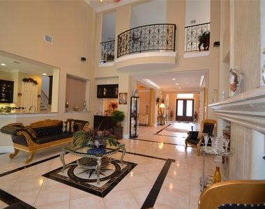 5303 Fenwick Way Court - Photo Thumbnail 21
