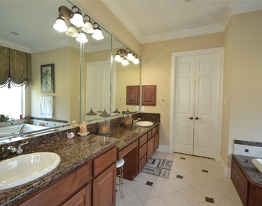 5303 Fenwick Way Court - Photo Thumbnail 24