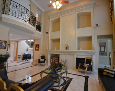 5303 Fenwick Way Court - Photo Thumbnail 19