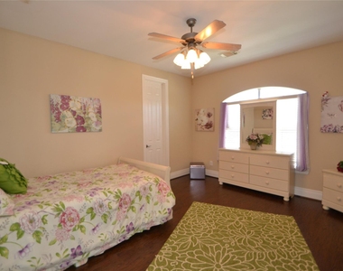 5303 Fenwick Way Court - Photo Thumbnail 38