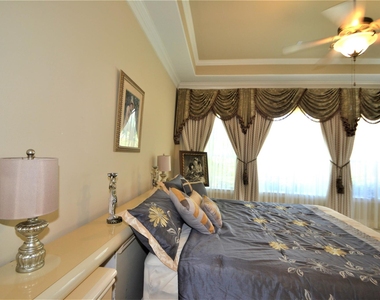 5303 Fenwick Way Court - Photo Thumbnail 23