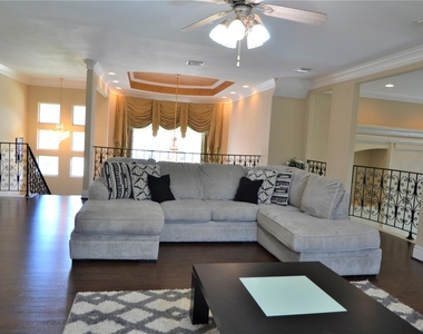 5303 Fenwick Way Court - Photo Thumbnail 35