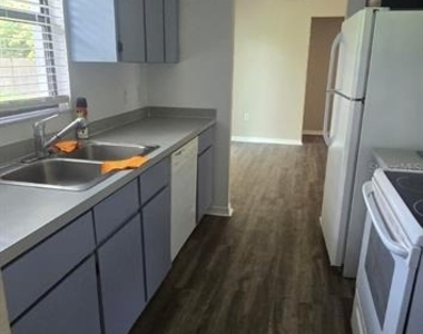 5498 Montego Lane - Photo Thumbnail 7
