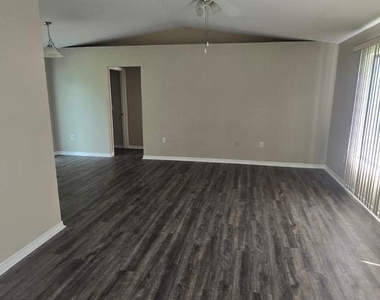 5498 Montego Lane - Photo Thumbnail 5