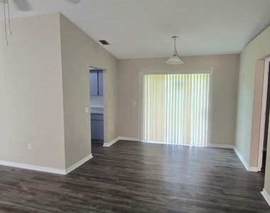 5498 Montego Lane - Photo Thumbnail 3