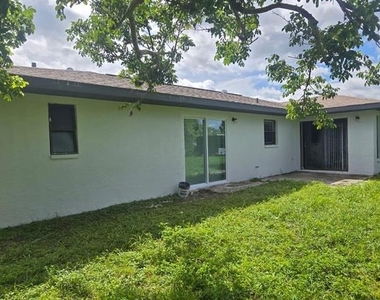 5498 Montego Lane - Photo Thumbnail 17