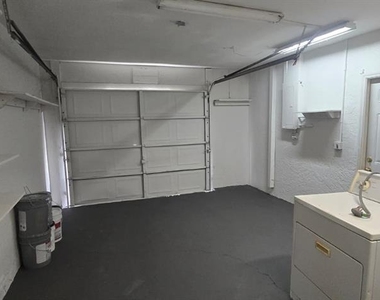 5498 Montego Lane - Photo Thumbnail 15