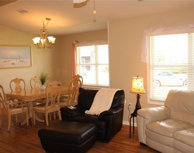 3115 Live Oak Lane - Photo Thumbnail 13