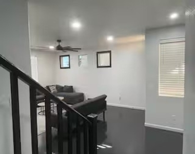 7192 Shimmering Avenue - Photo Thumbnail 7