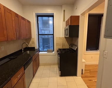 West 172nd Street - Photo Thumbnail 2