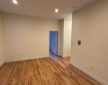 West 172nd Street - Photo Thumbnail 1