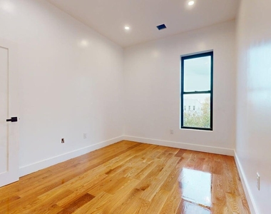 1198 Greene Avenue #1 - Photo Thumbnail 8