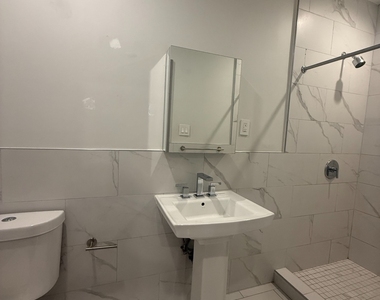 600 West 150th Street - Photo Thumbnail 4