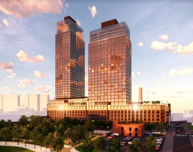 85 Commercial Street - Photo Thumbnail 5