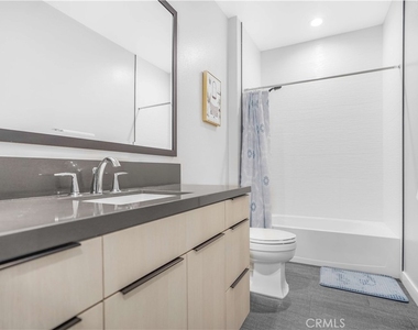 745 Alder Way - Photo Thumbnail 25