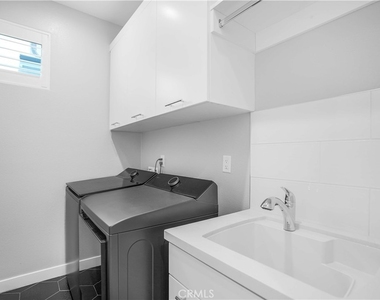 745 Alder Way - Photo Thumbnail 21