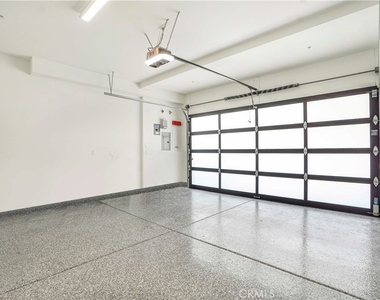 745 Alder Way - Photo Thumbnail 32