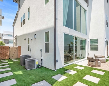 745 Alder Way - Photo Thumbnail 31