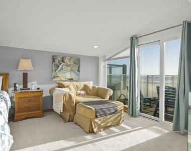 1005 Ocean Drive - Photo Thumbnail 20