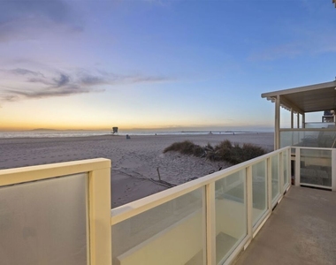 1005 Ocean Drive - Photo Thumbnail 10