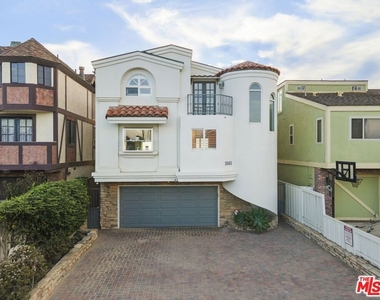 1005 Ocean Drive - Photo Thumbnail 50