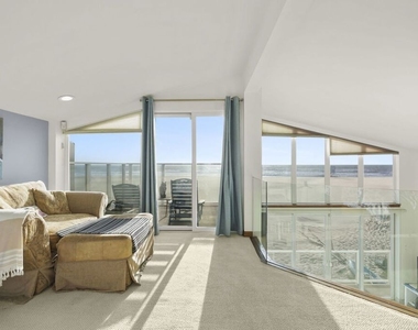 1005 Ocean Drive - Photo Thumbnail 21